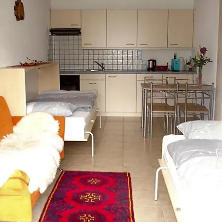 Bed & Breakfast Lenggenhager Plantzette 3*